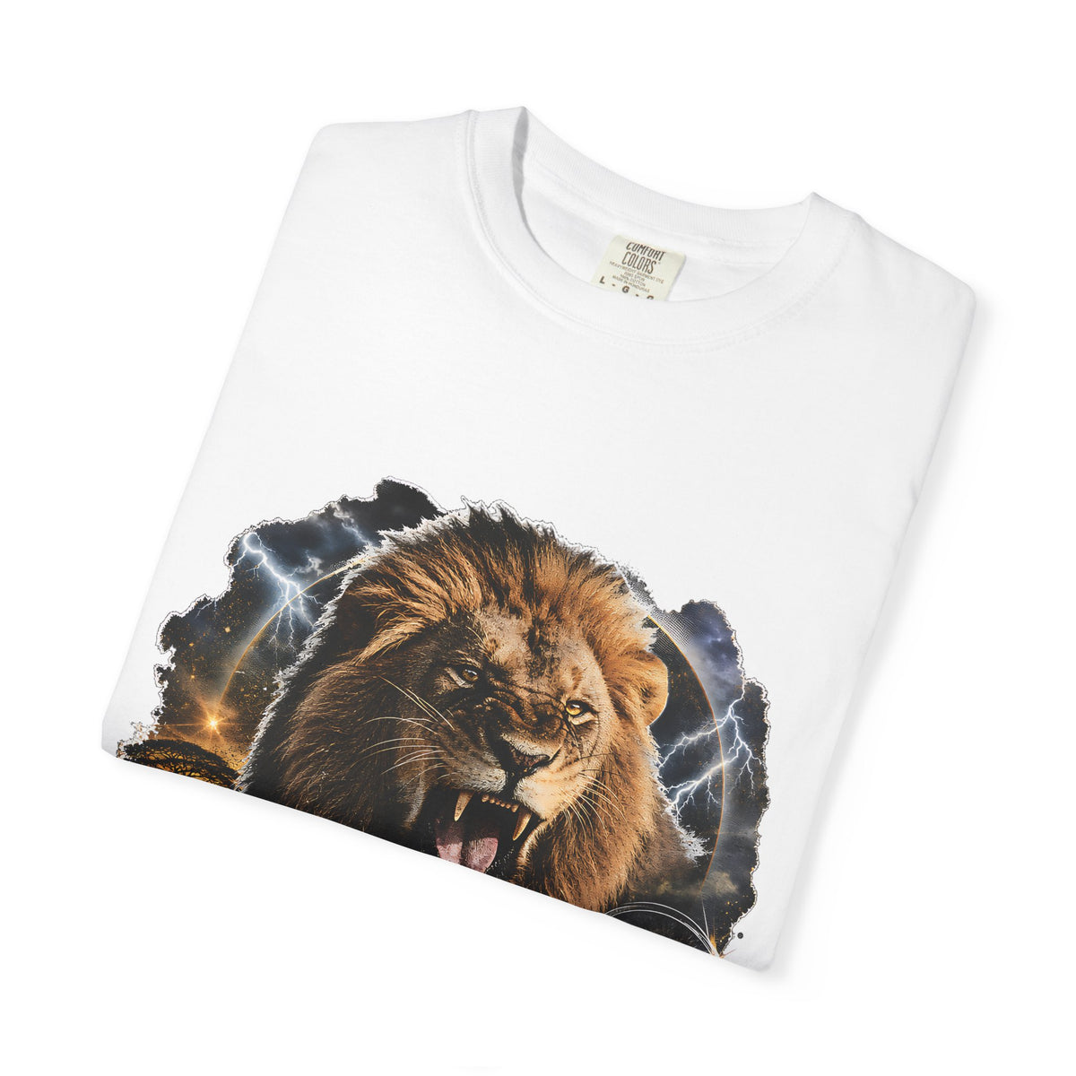 Roaring Lion Born Fearless T-Shirt | Graphic Wildlife Tee